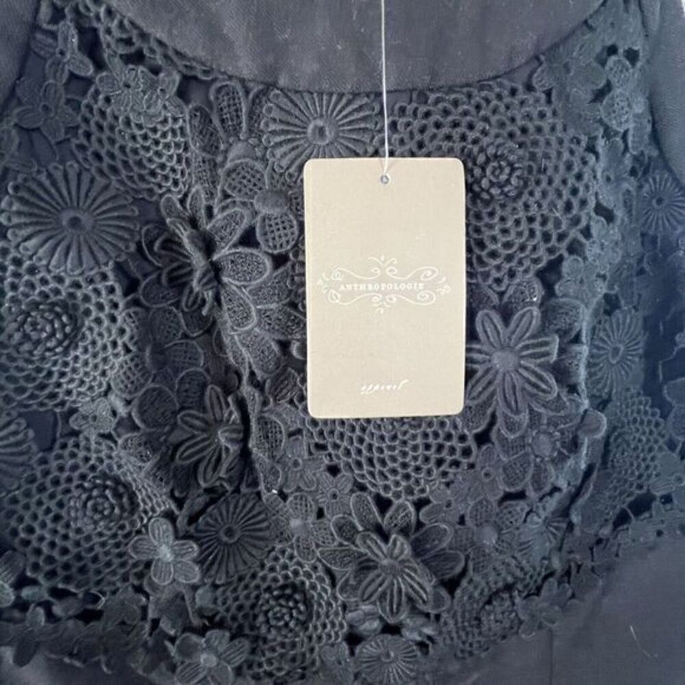 ANTHROPOLOGIE 9-hi5 stcl black Halter Empire Waist Lace Neck Lined shift dress 4 - Picture 4 of 13